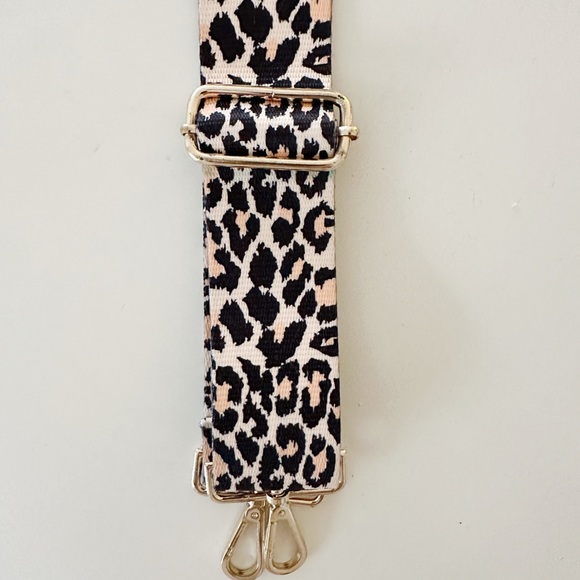 Set of 3 canvas adjustable purse straps. Like new condition. - Picture 5 of 6